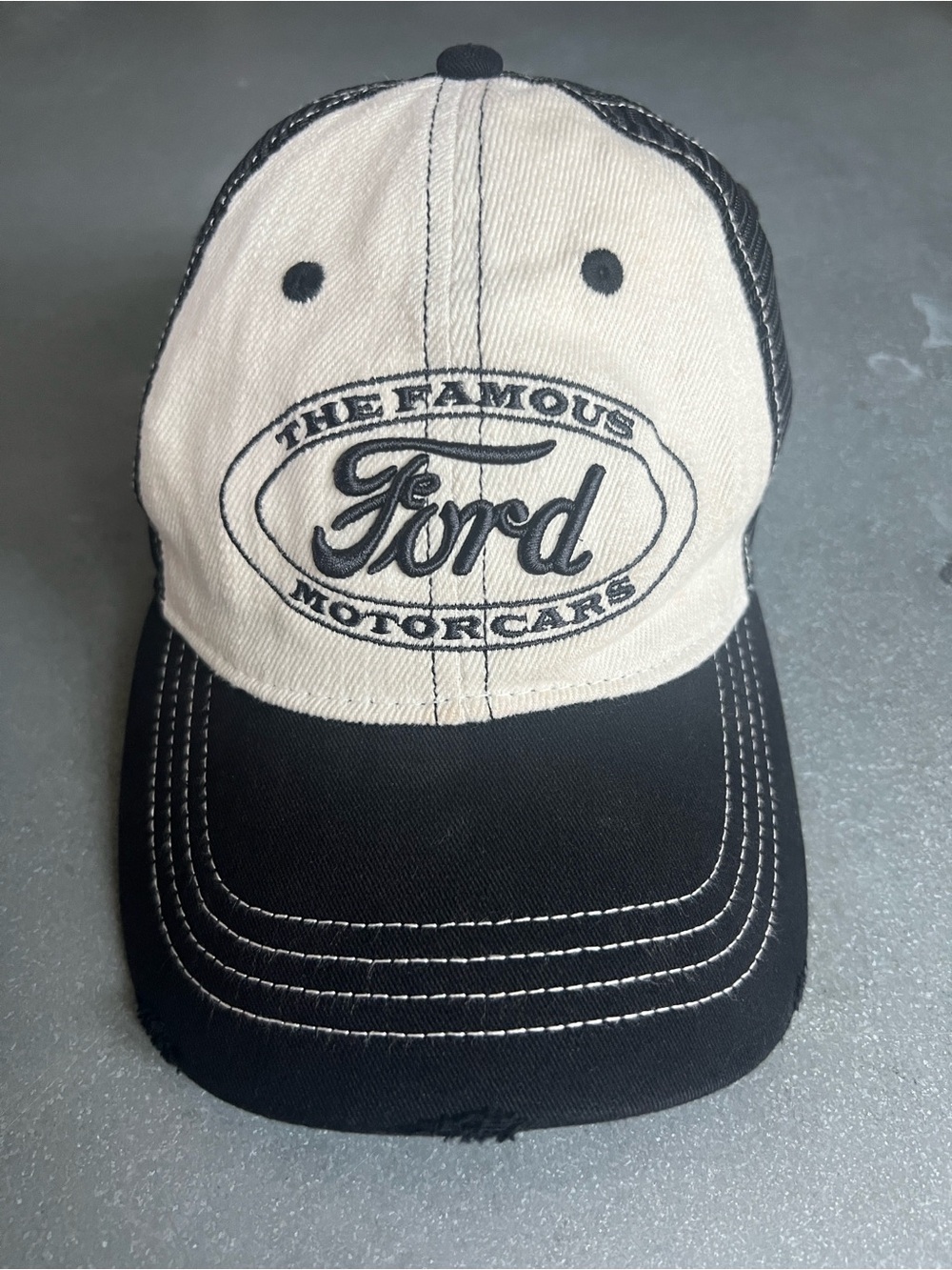 American Eagle Outfitters Black and Cream Trucker Cap